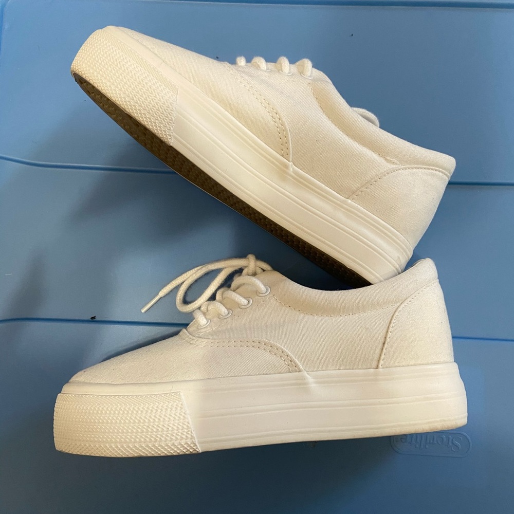 White platform sneakers